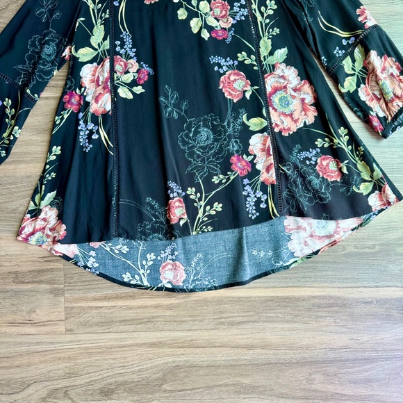 NWT Blu Pepper Black Floral Boho Peasant Blouse Women’s Size S - Picture 11 of 13